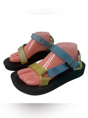Teva Womens Size 9 Platform Universal Sandals Multicolor Straps Comfortable New